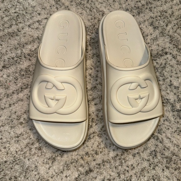 GUCCI Women's GG Print Platform Slide Sandals Off White size 10US/40EU - Picture 2 of 16
